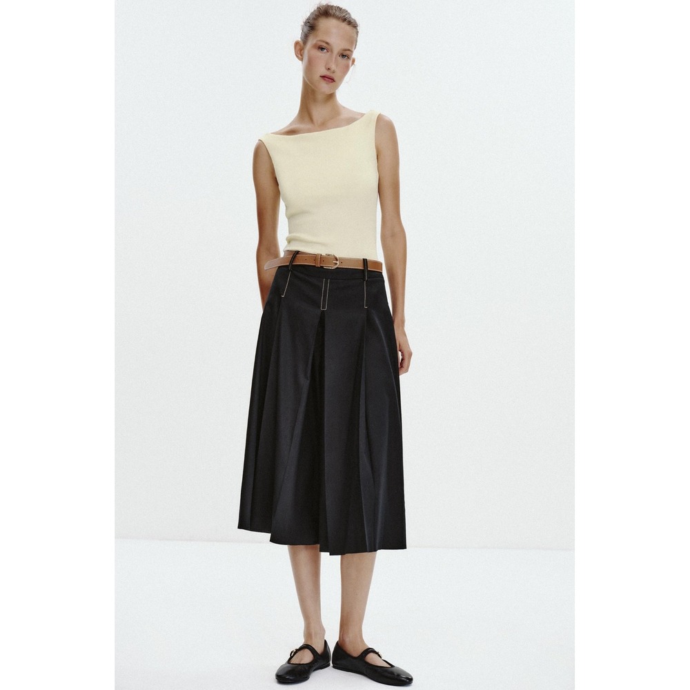 Zara Black Pleated Wide Leg Culotte Pants Contrast Stitching Size S 26